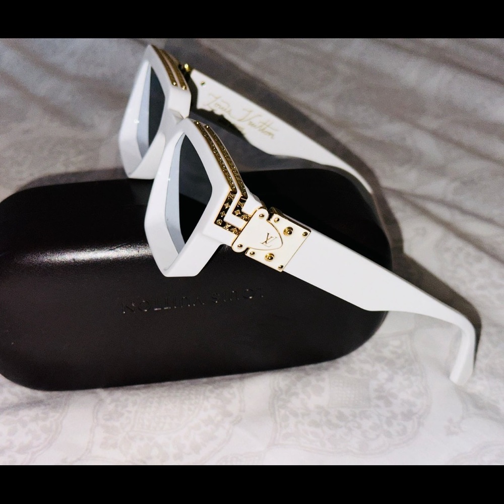 Louis V Sunglasses - Picture 2 of 4